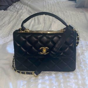 Black Trendy Bag. Please read description